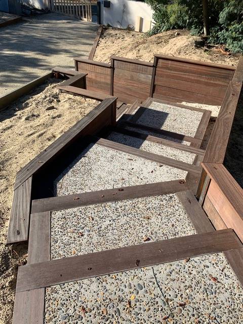 Création d'un escalier sur mesure sur le Bassin d'Arcachon