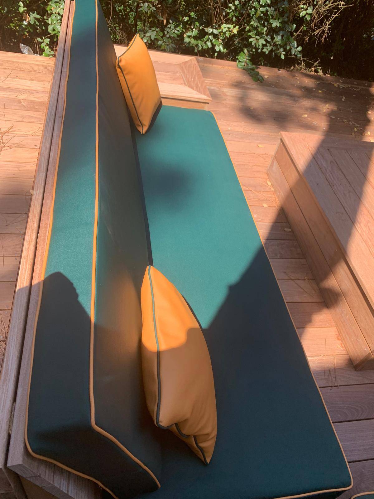 Réalisation de coussins extérieurs en cuir maritime sur le Bassin d'Arcachon et le Cap Ferret