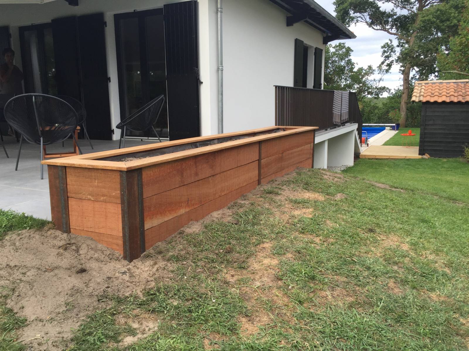 Réalisation de jardinières en bois sur le Bassin d'Arcachon et le Cap Ferret