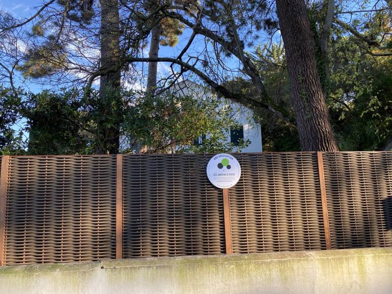 pose de clotûres sur le Bassin d'Arcachon