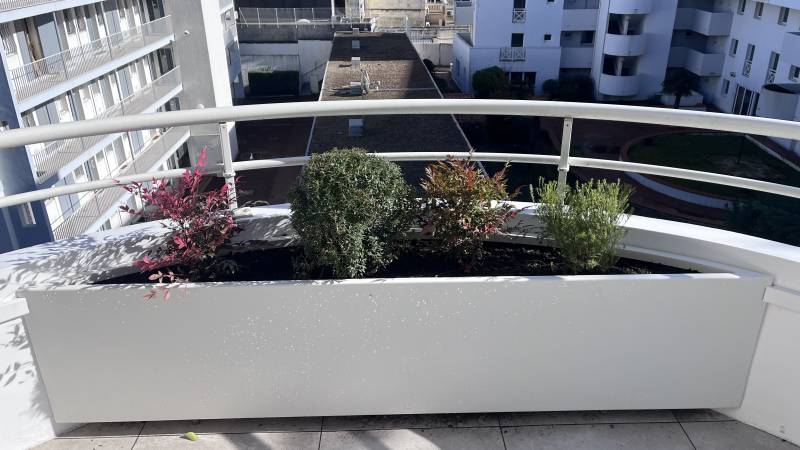 Jardinières en aluminium thermolaqué sur Arcachon