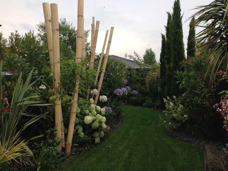 Architecte paysagiste en Gironde: Aménagement paysager aux abords d'une piscine à Bordeaux